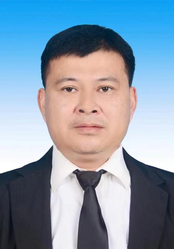 岩香铁   景洪市嘎洒街道曼达社区党总支书记、居委会主任